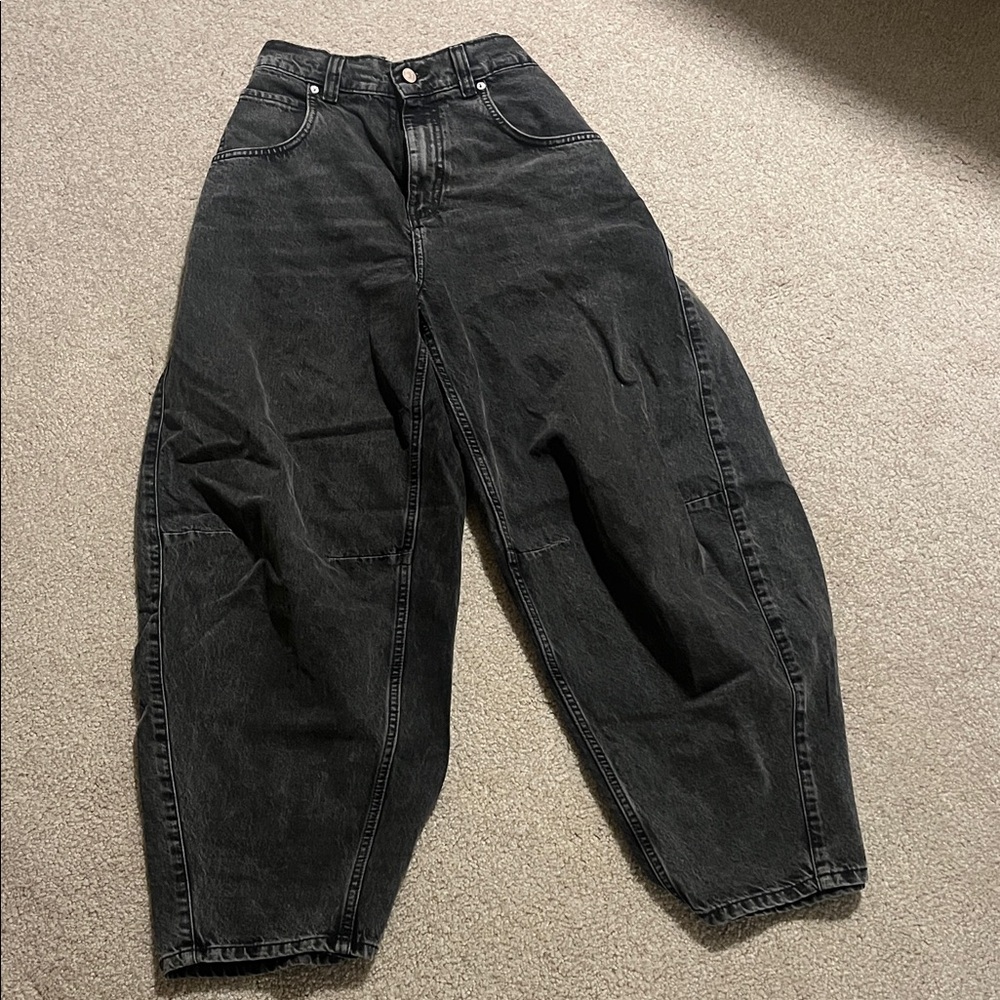 BDG Barrel Jeans